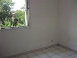 APPARTEMENT F3 PARKING cellier CENTRE 