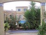 LAROQUE-DES-ALBERES , BELLE VILLA 